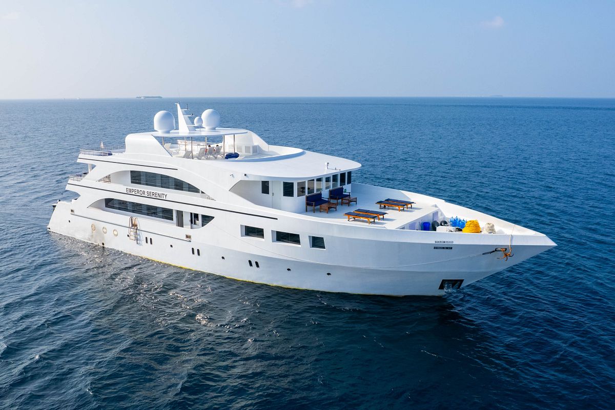 Malediwy, safari nurkowe na łodzi Emperor Serenity