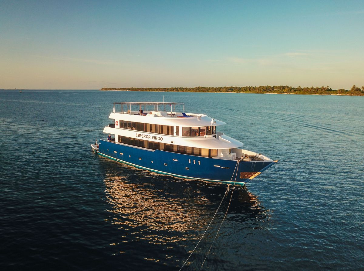 Malediwy – Sylwestrowe safari nurkowe trasa „Best of Maldives”, łódź M/Y Emperor Virgo