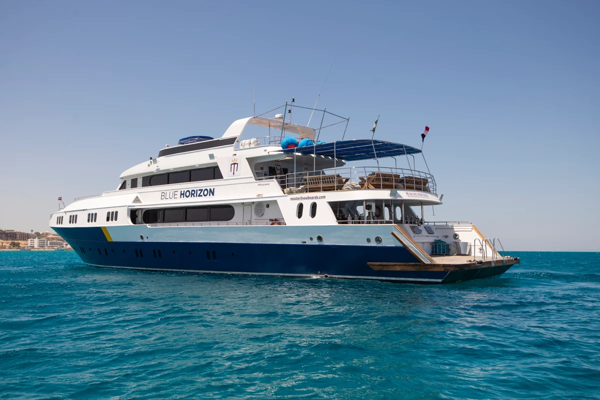 Safari nurkowe – trasa Rocky, Zabargad i St. Johns – Łódź Master Blue Horizon